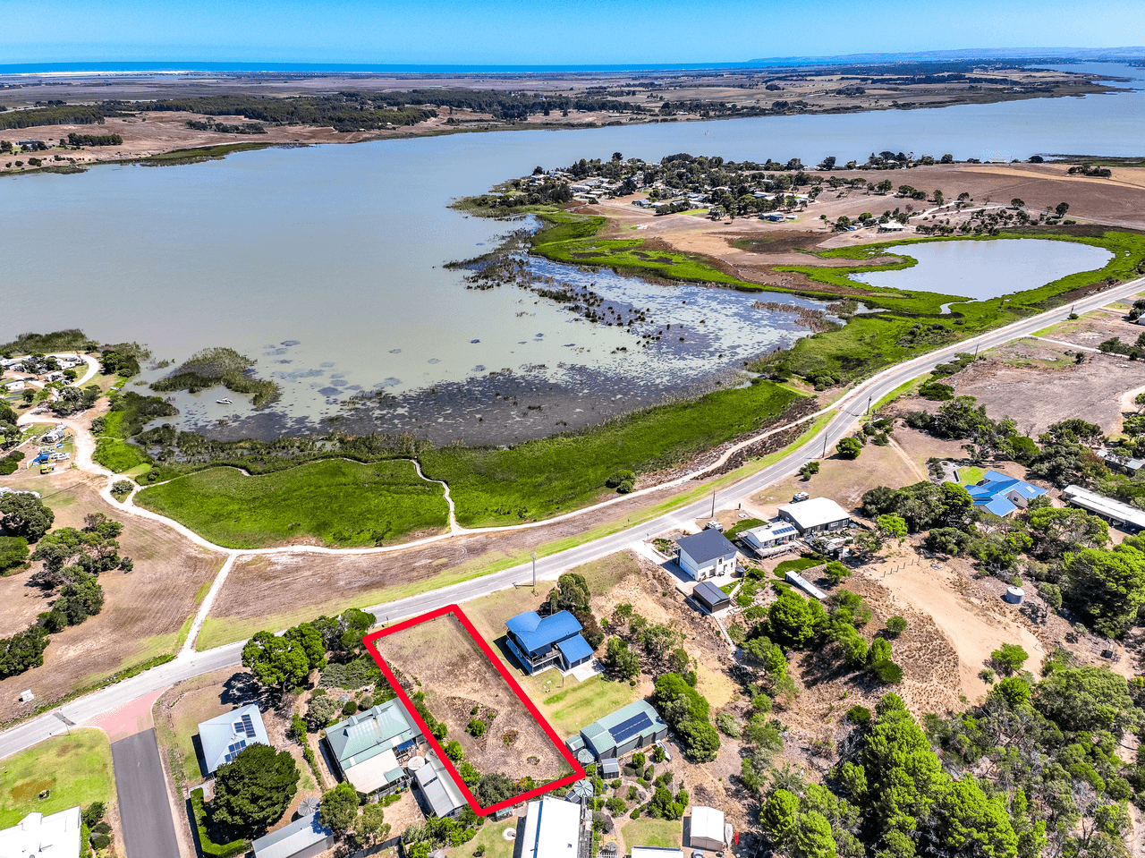 Lot 14 ALEXANDRINA Drive, CLAYTON BAY, SA 5256