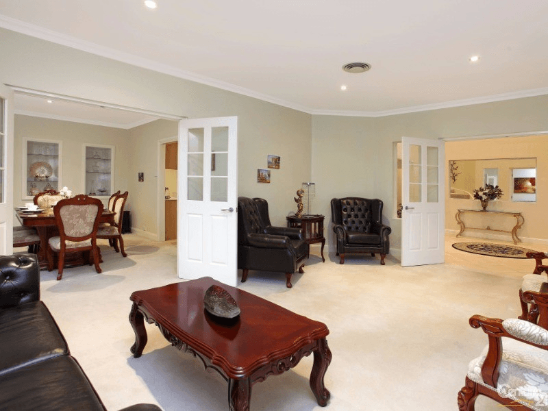 11 Eric Cooper Drive, Castle Hill, NSW 2154