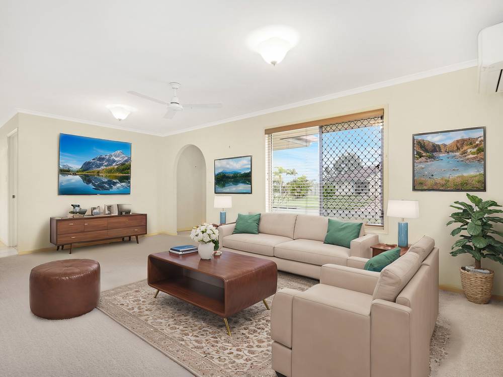 1 Kestrel Court, ELI WATERS, QLD 4655
