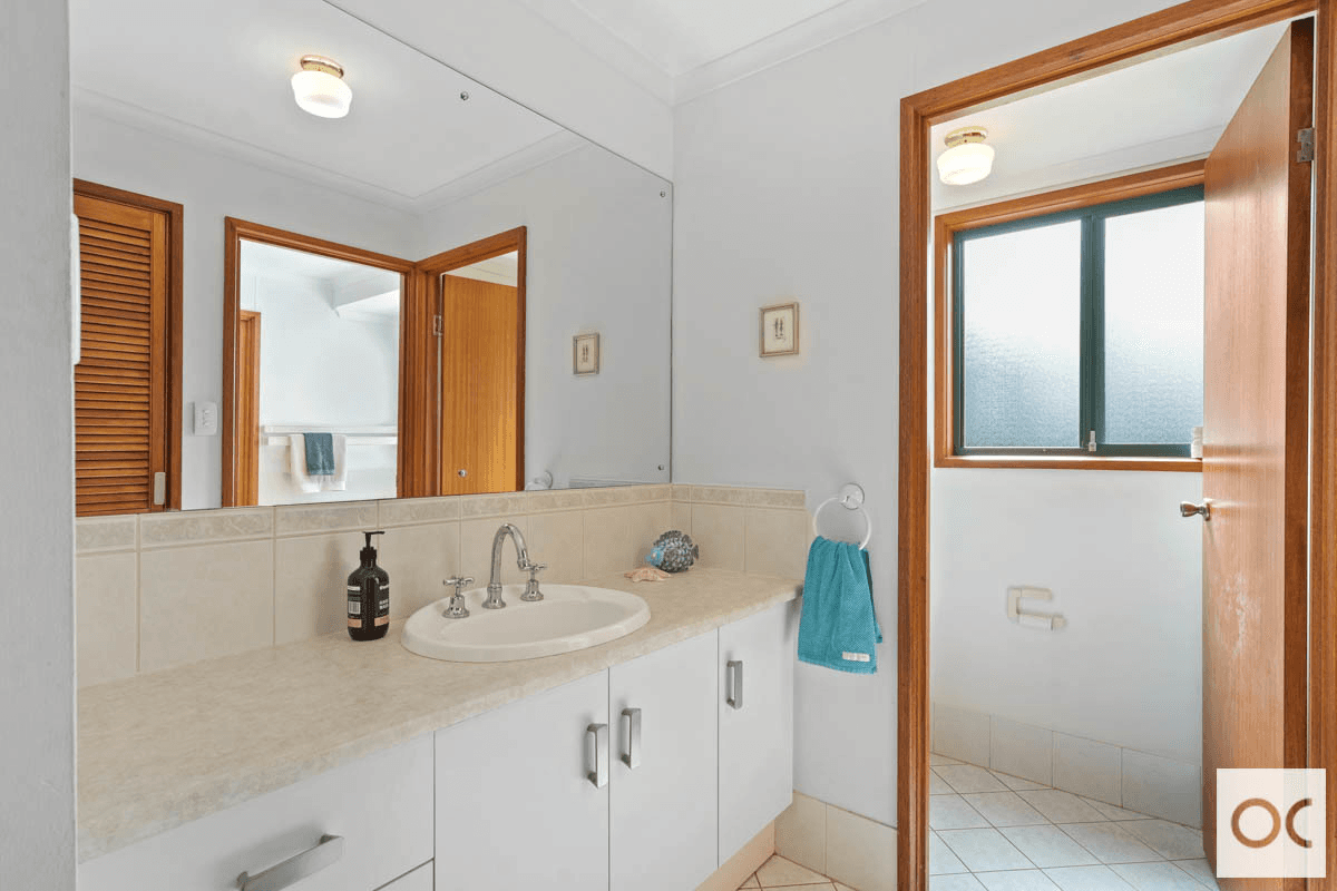 11 Dolphin Avenue, Carrickalinga, SA 5204
