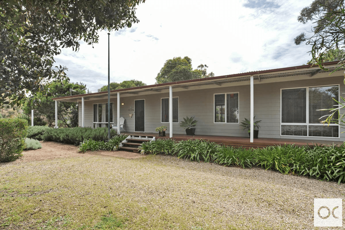 11 Dolphin Avenue, Carrickalinga, SA 5204