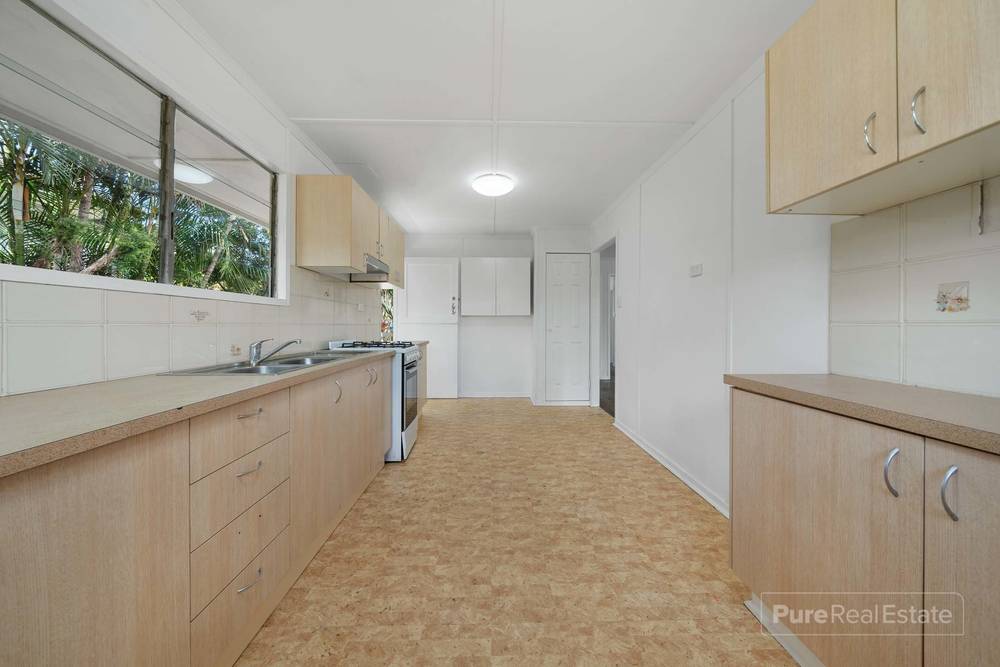 15  Camoola Street, KEPERRA, QLD 4054