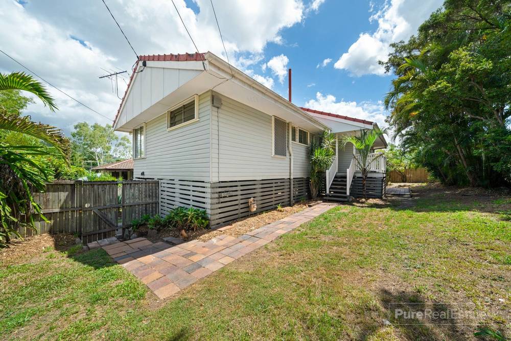 15  Camoola Street, KEPERRA, QLD 4054