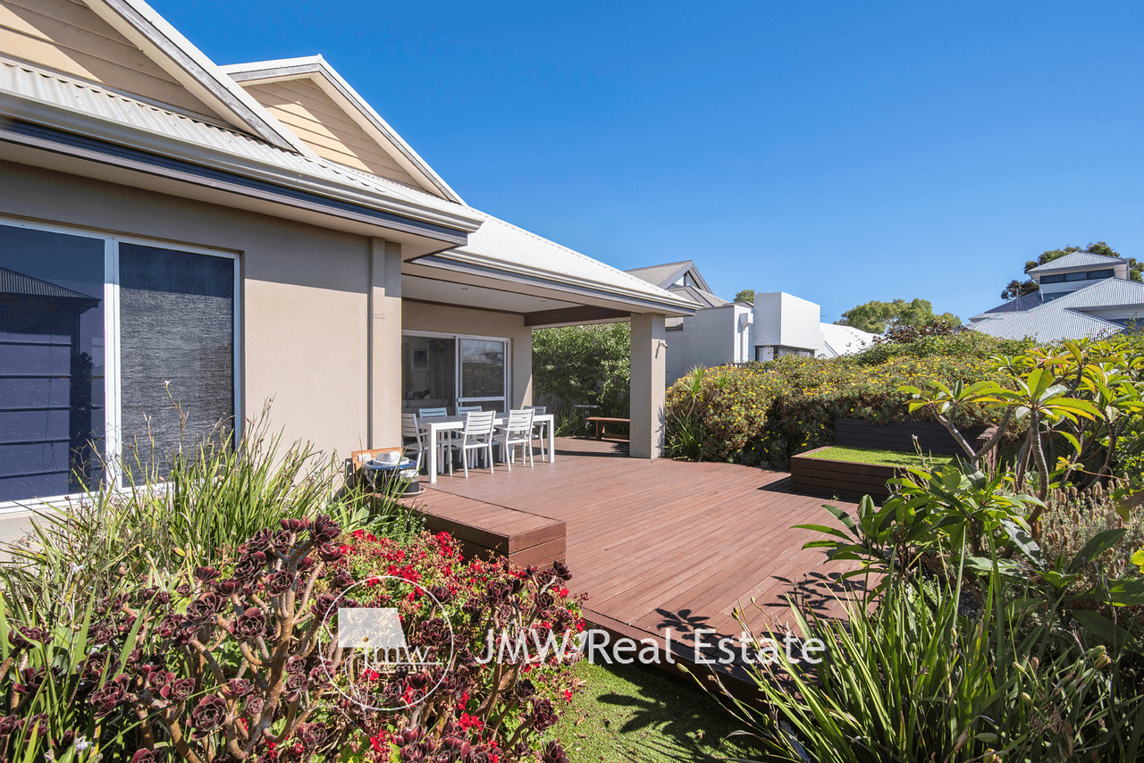 12 Castleroy Terrace, DUNSBOROUGH, WA 6281