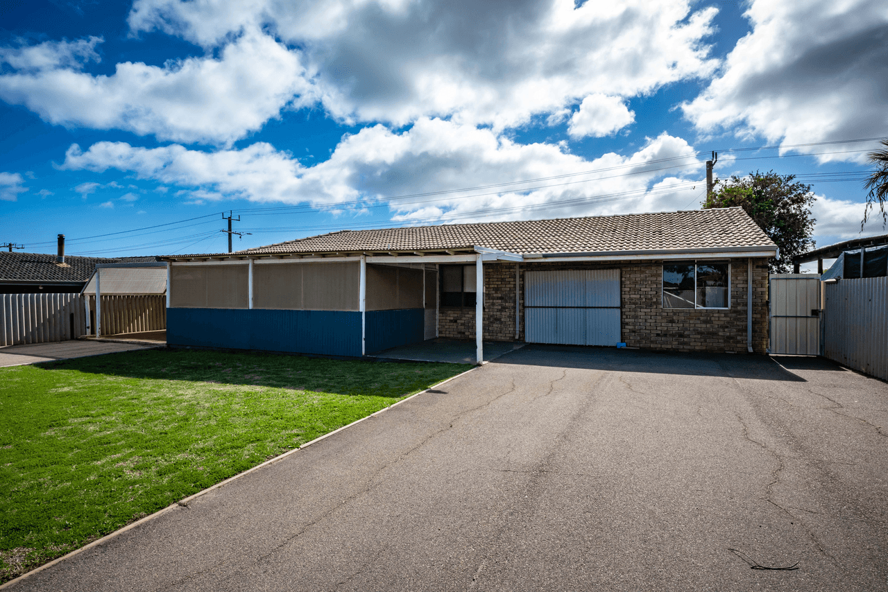 218 Chapman Valley Road, WAGGRAKINE, WA 6530