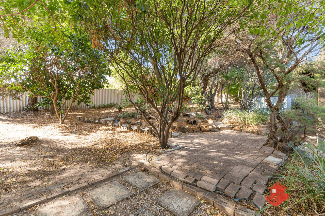 10 Alola Street, Kelmscott, WA 6111