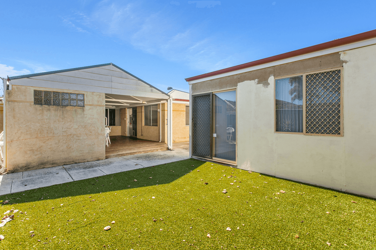 18 Sulina Place, KALLAROO, WA 6025