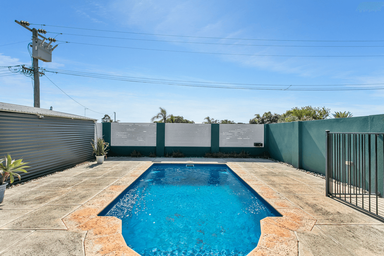 18 Sulina Place, KALLAROO, WA 6025