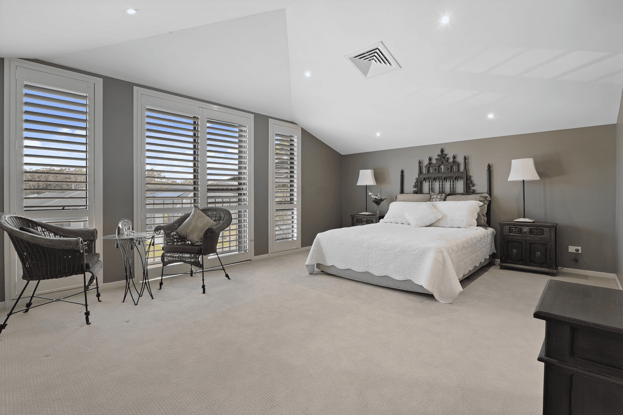 19 Augusta Place, MEDOWIE, NSW 2318