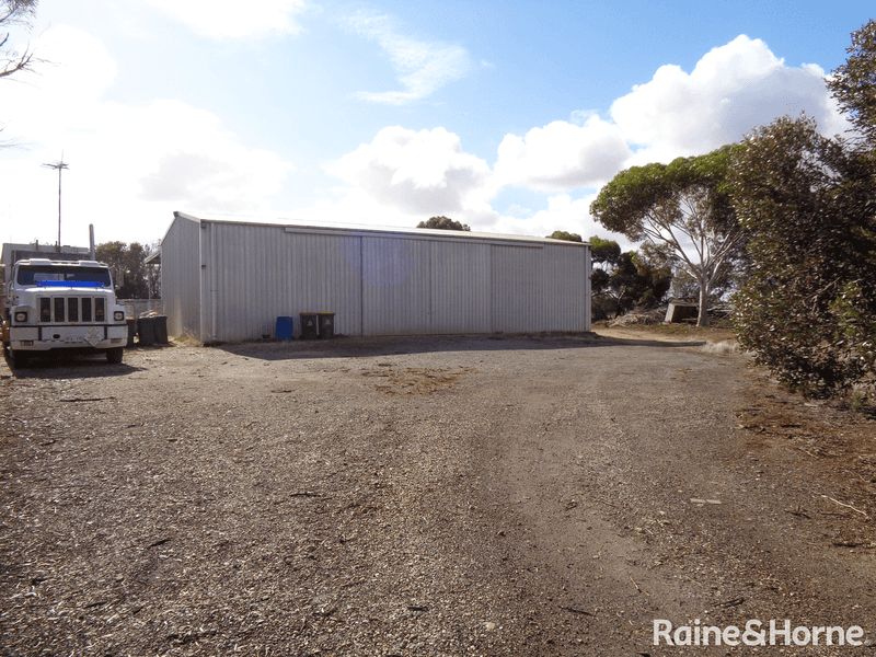 10 Middle Beach Road, TWO WELLS, SA 5501