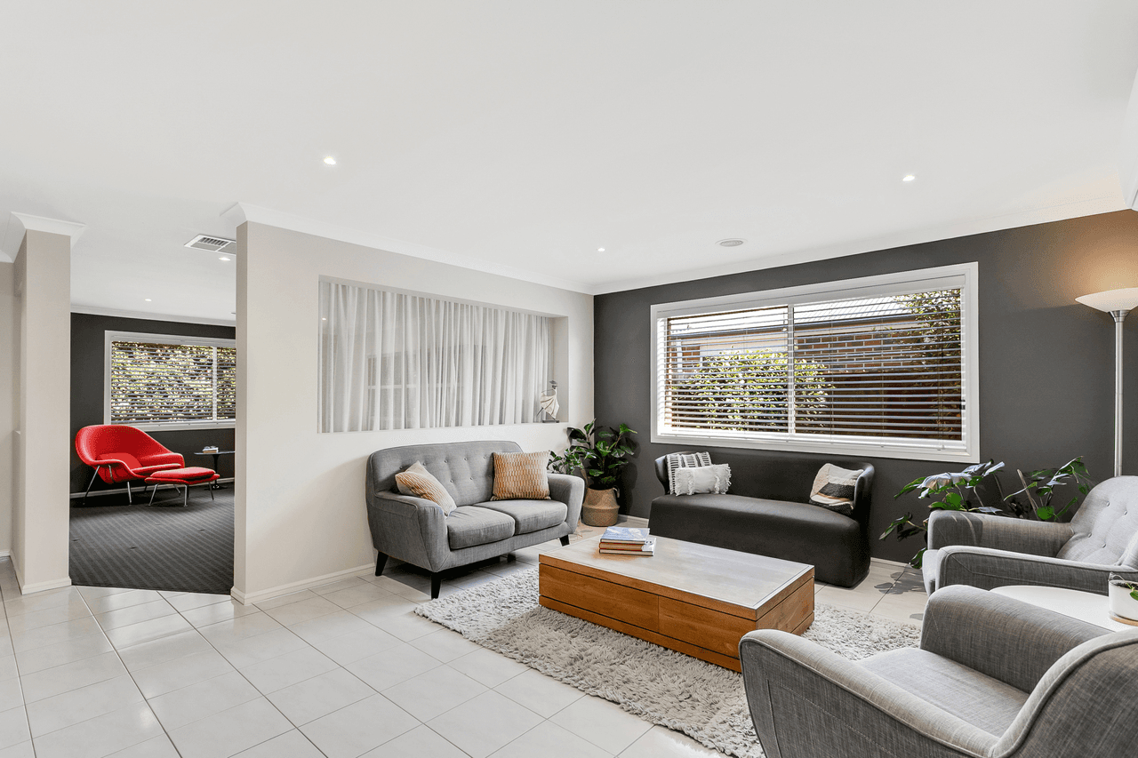 9 Gleneagles Close, CARRUM DOWNS, VIC 3201