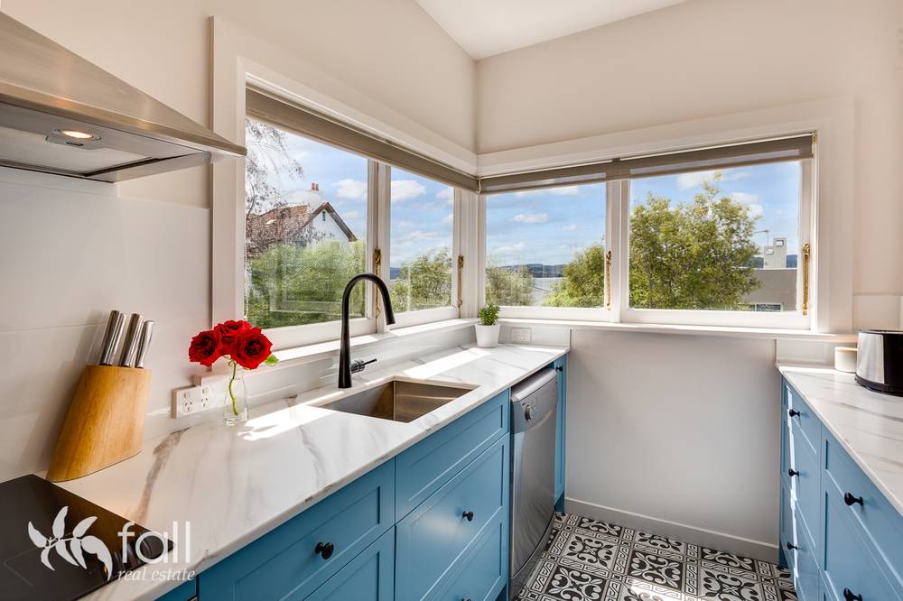2/544 Sandy Bay Road, SANDY BAY, TAS 7005