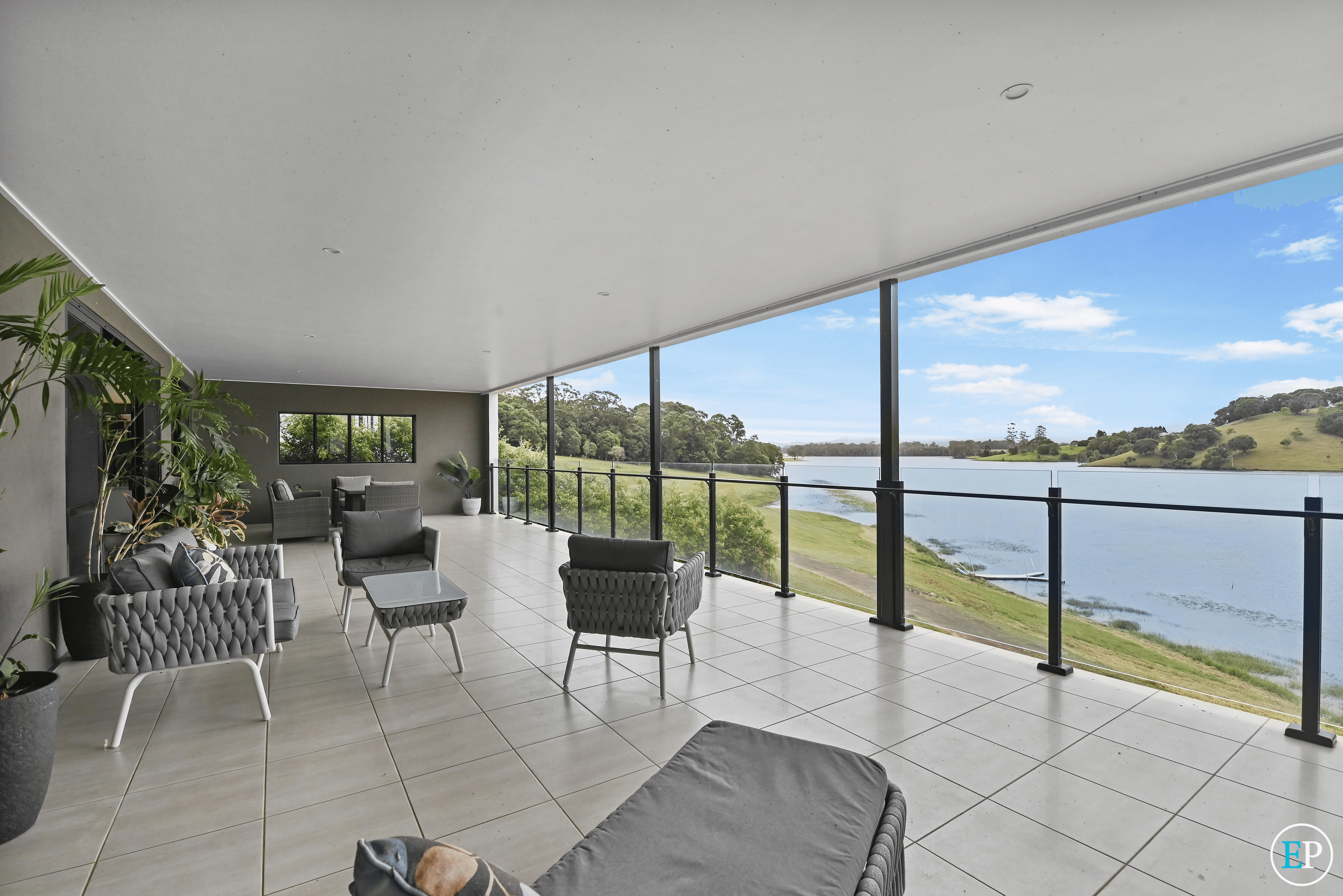 11 Waterfront Terrace, YUNGABURRA, QLD 4884