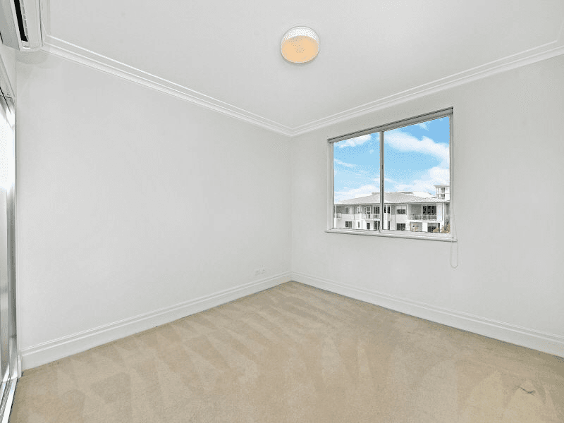 301/4 Rosewater Circuit, BREAKFAST POINT, NSW 2137