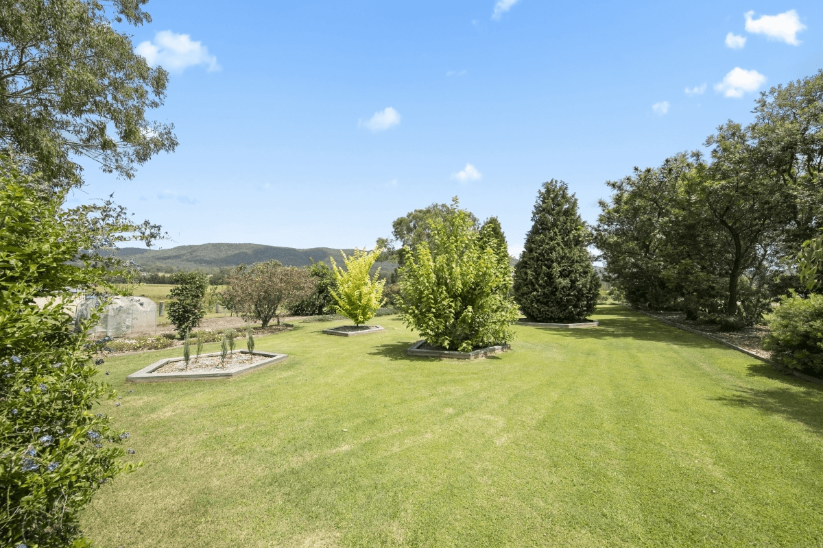 3 Tenth Avenue, Millfield, NSW 2325