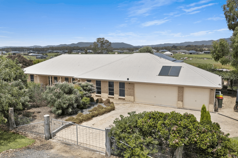 3 Tenth Avenue, Millfield, NSW 2325