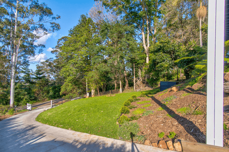 80 CONTOUR ROAD, TAMBORINE MOUNTAIN, QLD 4272