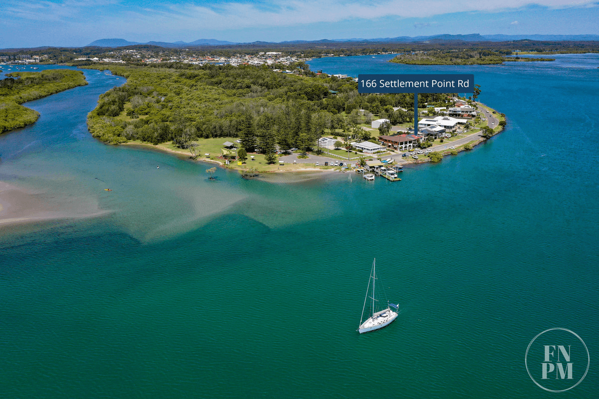 166 Settlement Point Road, Port Macquarie, NSW 2444