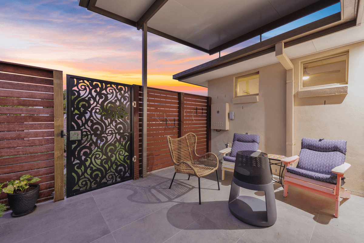 8 Pincally Crescent, ORMEAU, QLD 4208