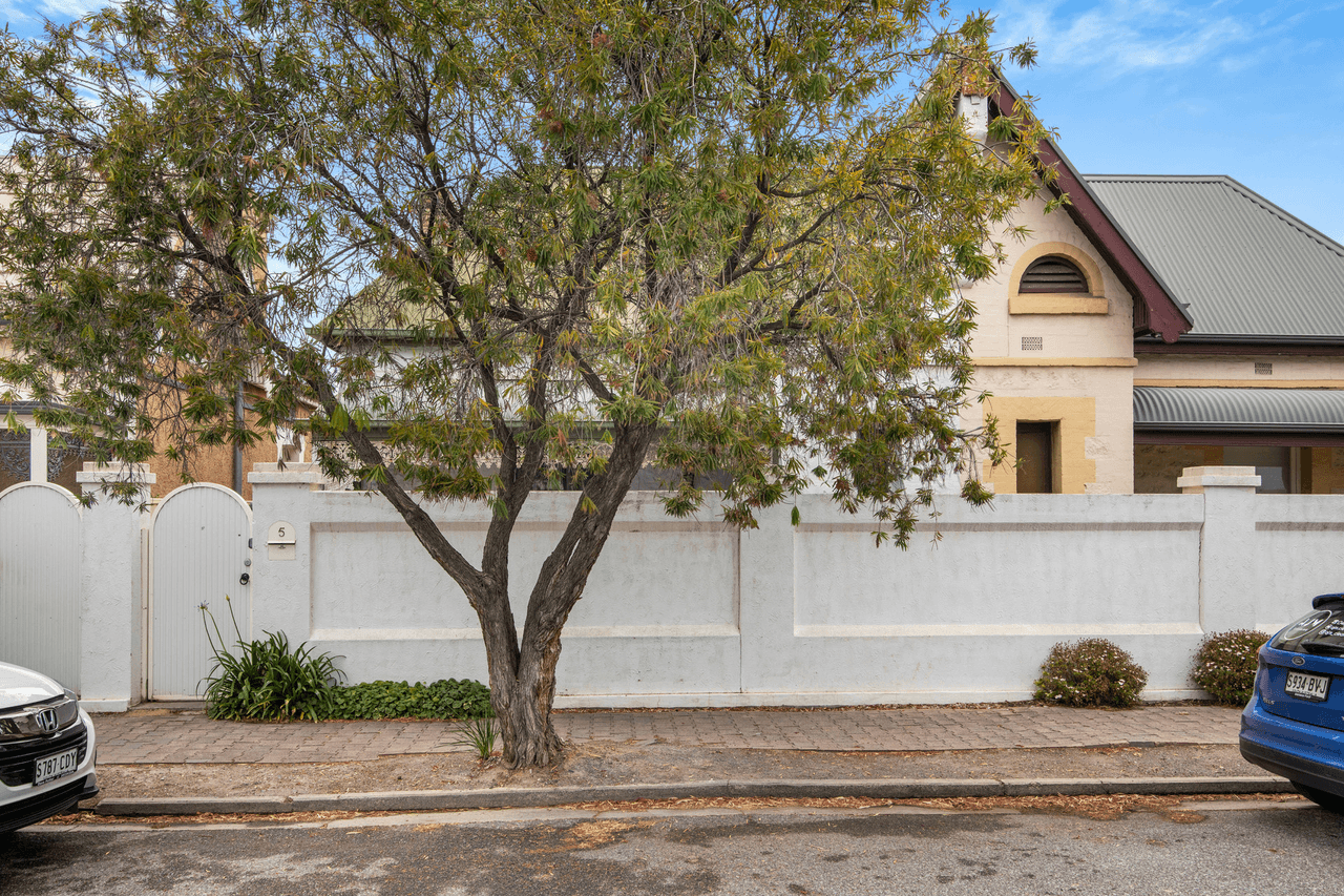 5 Pasquin Street, Glenelg North, SA 5045