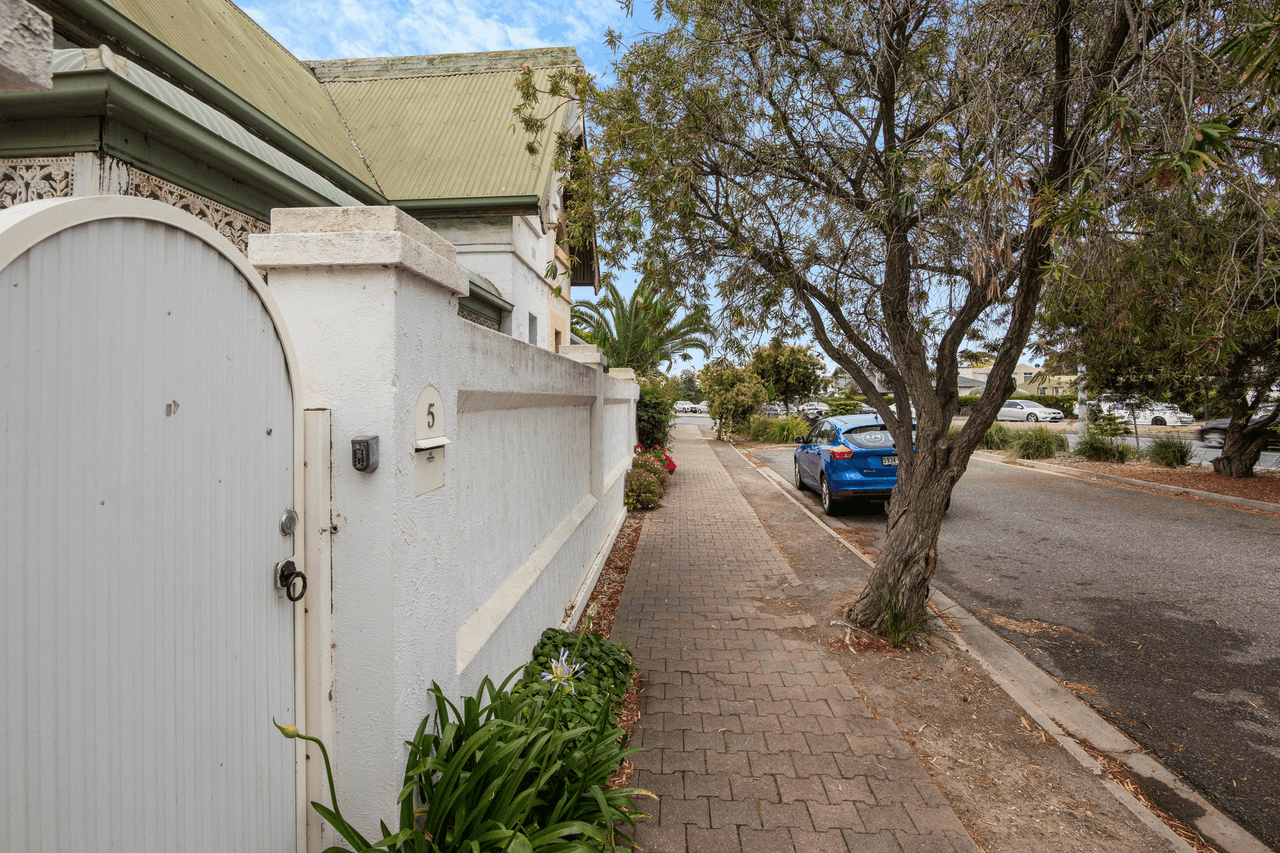 5 Pasquin Street, Glenelg North, SA 5045