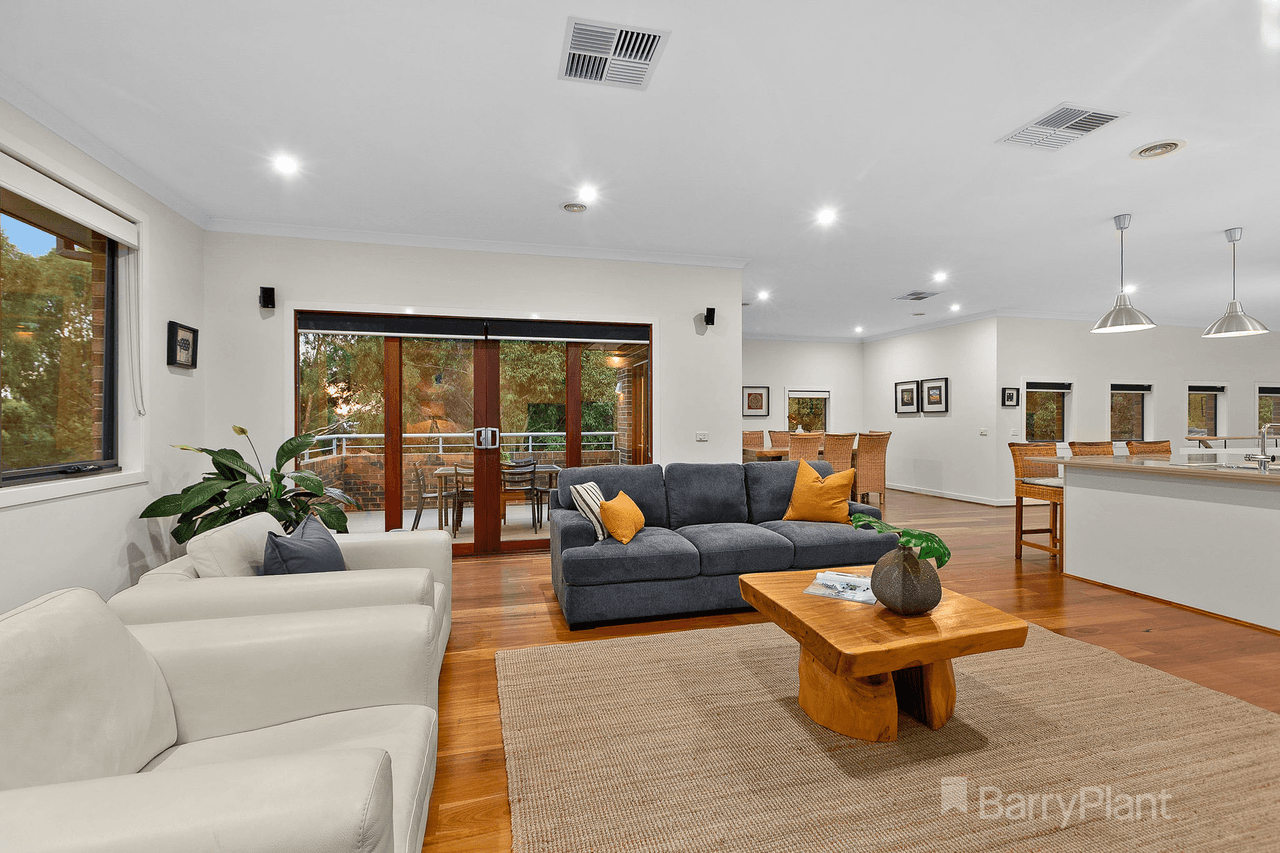 3 Mandalay Court, Berwick, VIC 3806