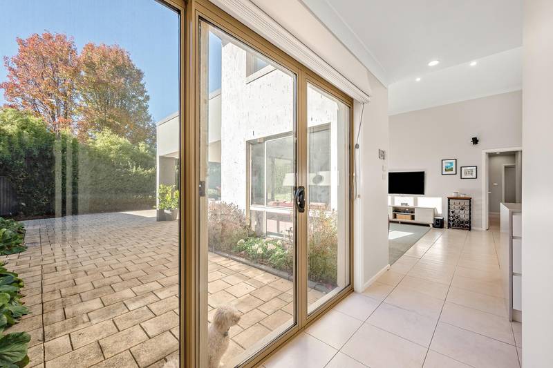 120 Dixon Drive, HOLDER, ACT 2611