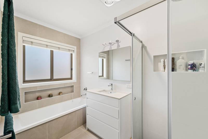 120 Dixon Drive, HOLDER, ACT 2611