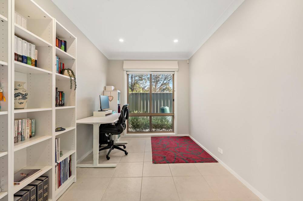 120 Dixon Drive, HOLDER, ACT 2611