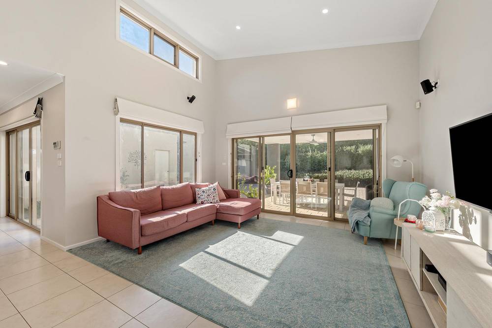 120 Dixon Drive, HOLDER, ACT 2611