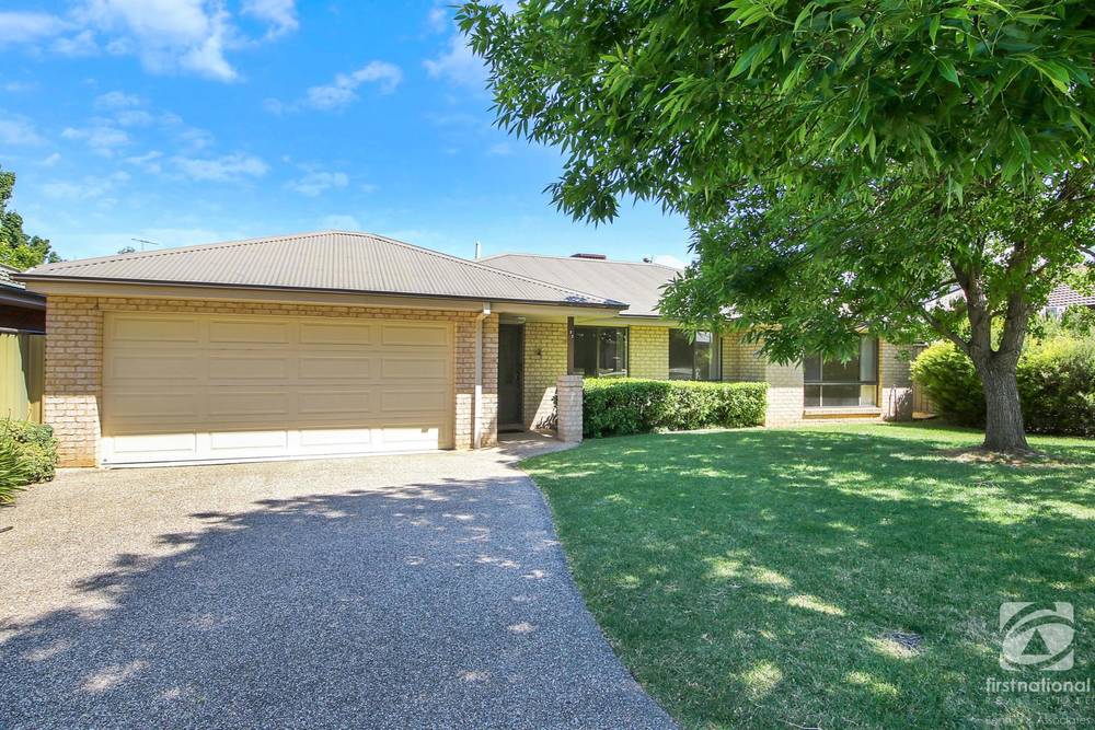 77 Hartigan Street, Thurgoona, NSW 2640