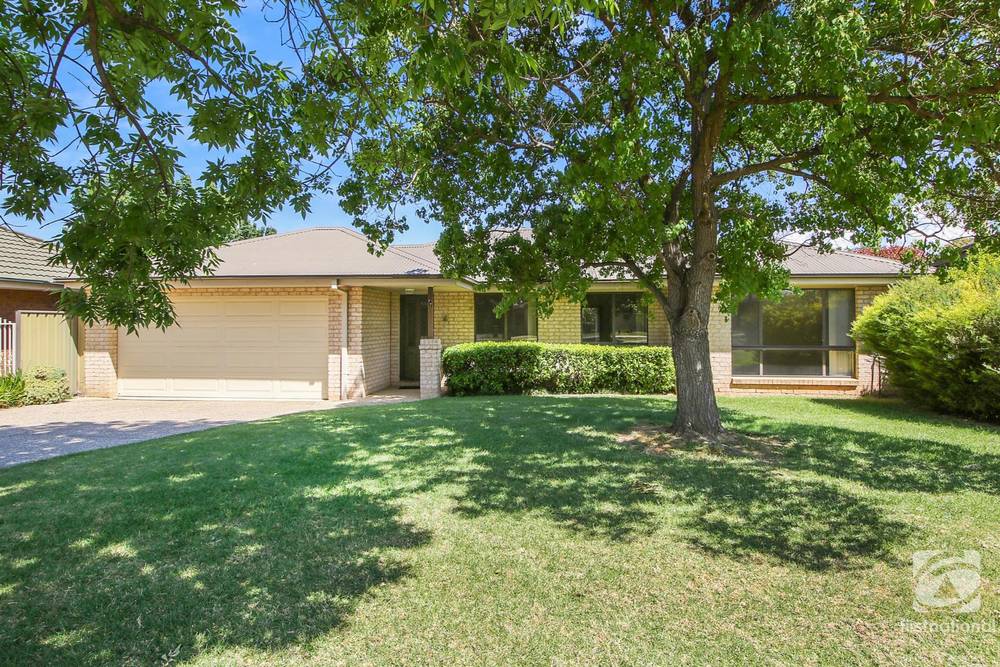 77 Hartigan Street, Thurgoona, NSW 2640