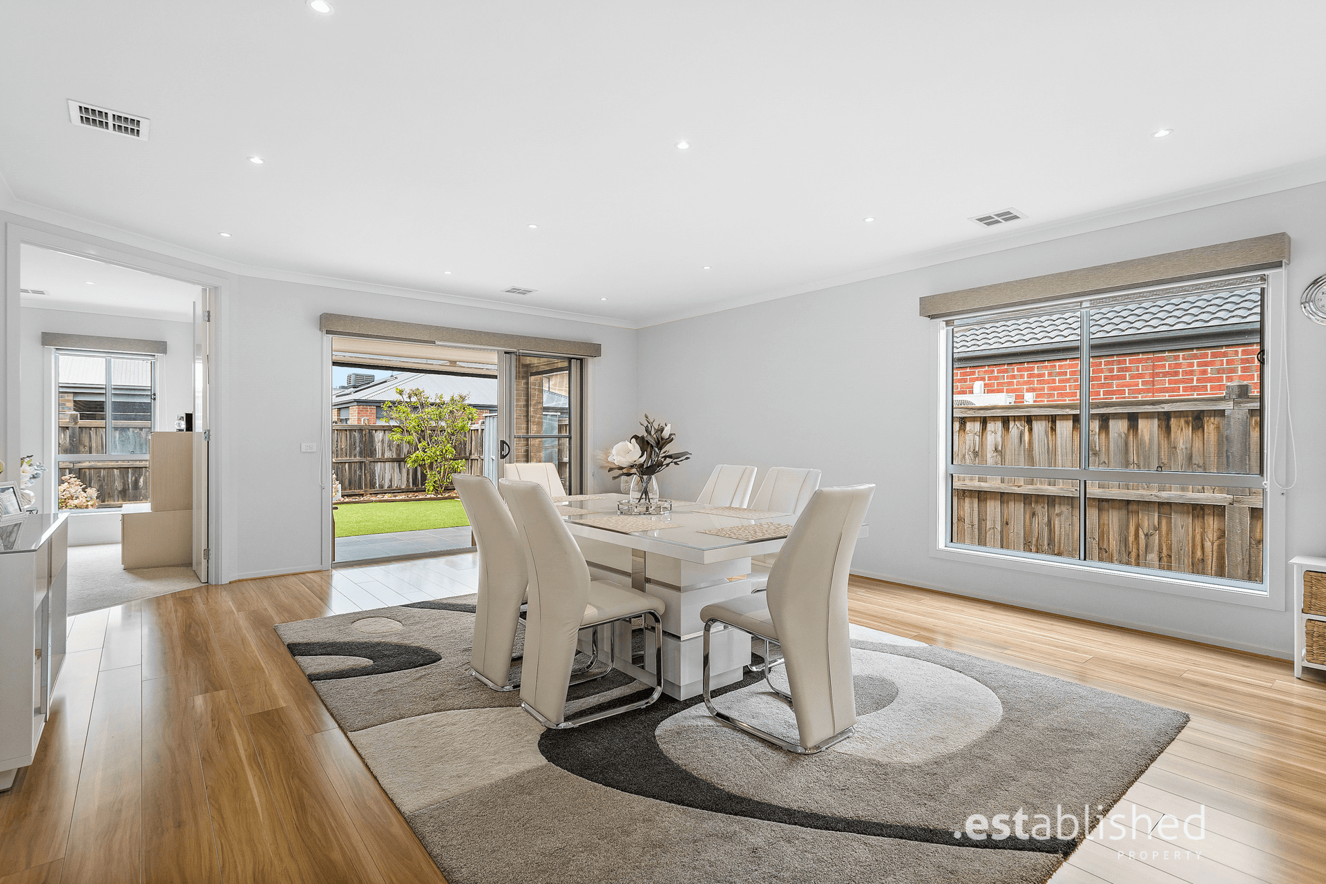 42 Stoneyfell Road, POINT COOK, VIC 3030