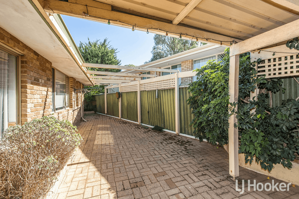 84 Murdoch Drive, GREENFIELDS, WA 6210