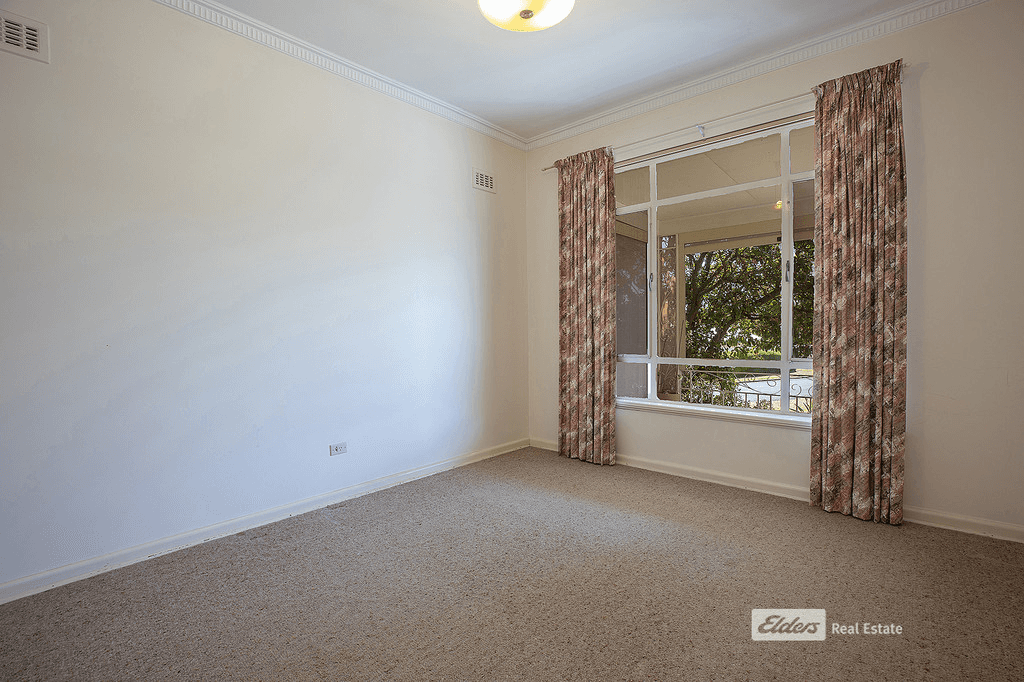 38 JENKINS Terrace, NARACOORTE, SA 5271