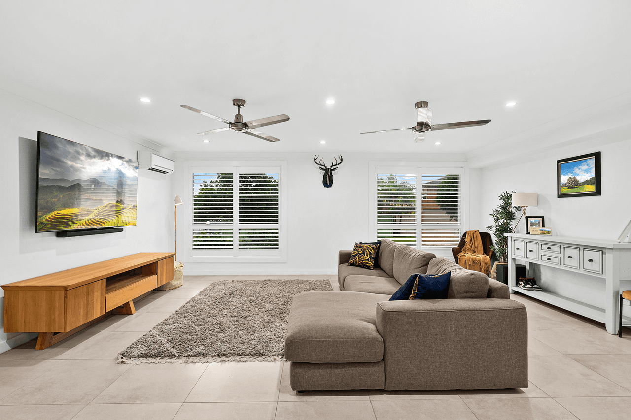 2 Helena Place, ALBION PARK, NSW 2527