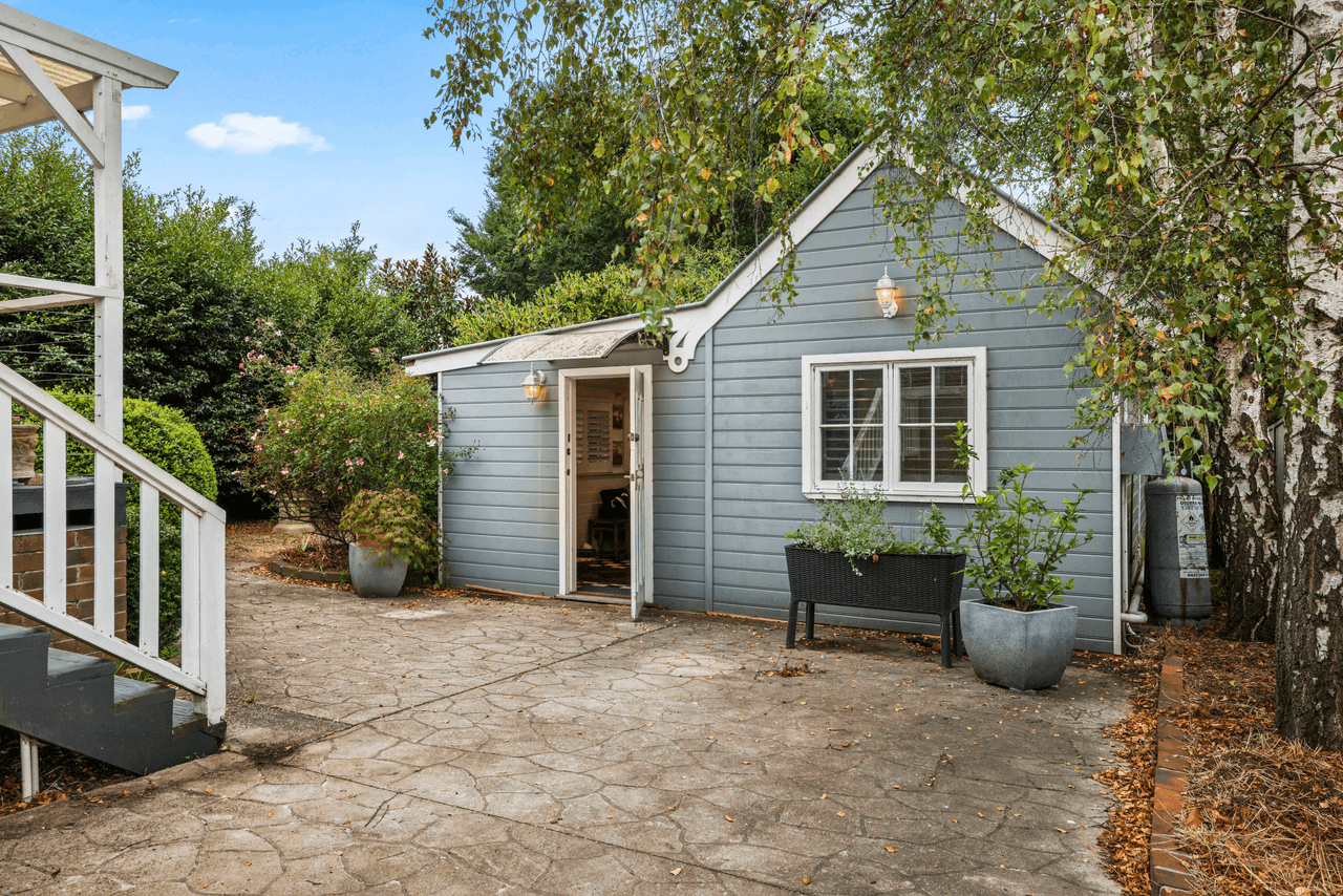 9 Highlander Street, BALACLAVA, NSW 2575