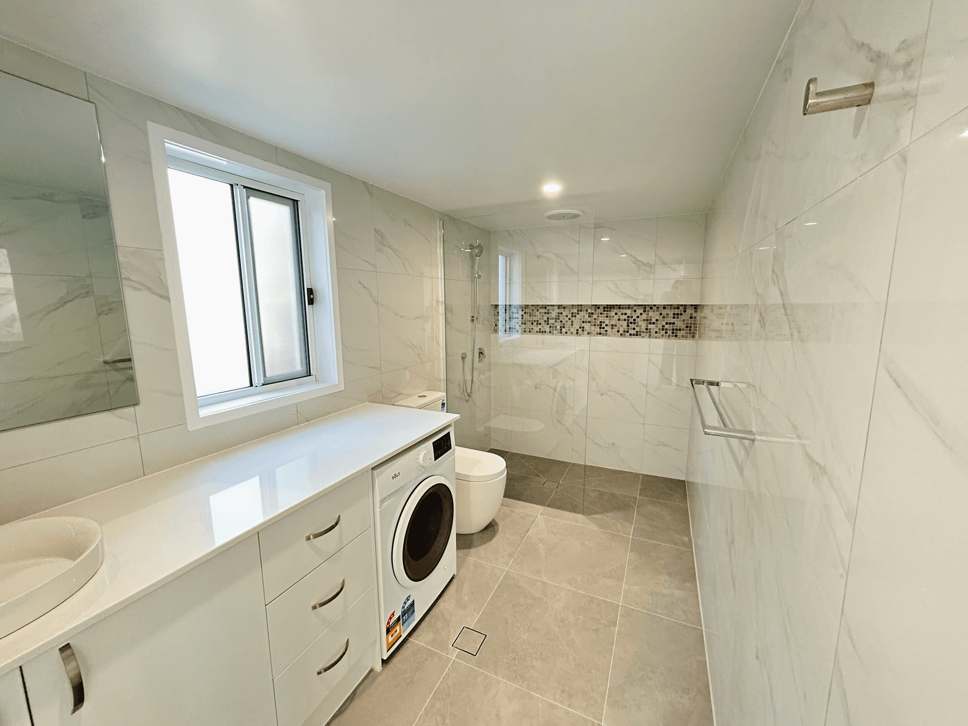 1/14 Leonard Avenue, Surfers Paradise, QLD 4217