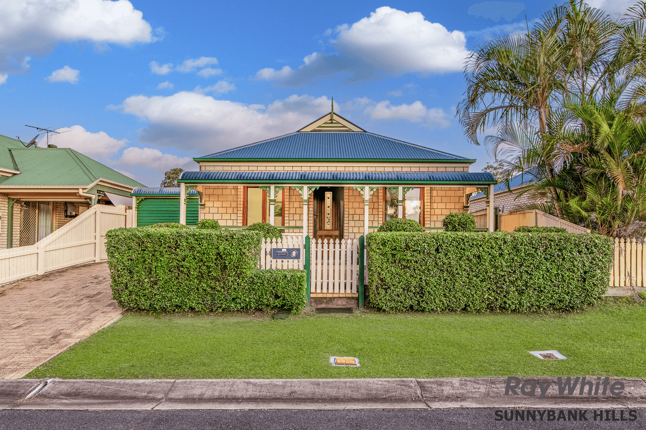 14 Harrison Crescent, FOREST LAKE, QLD 4078