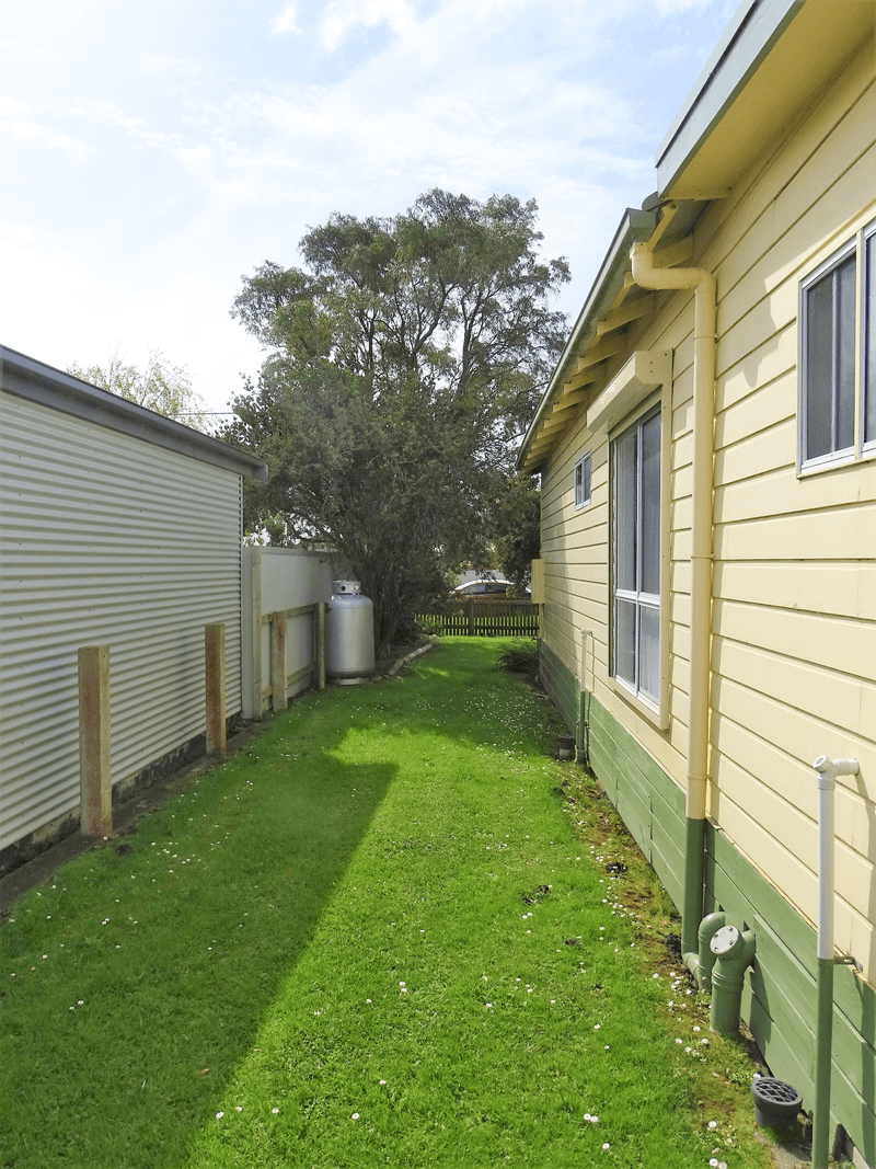 11 Moore Street, APOLLO BAY, VIC 3233