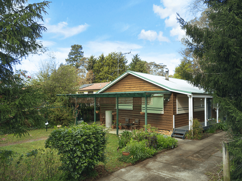 313 Great Western Hwy, Wentworth Falls, NSW 2782