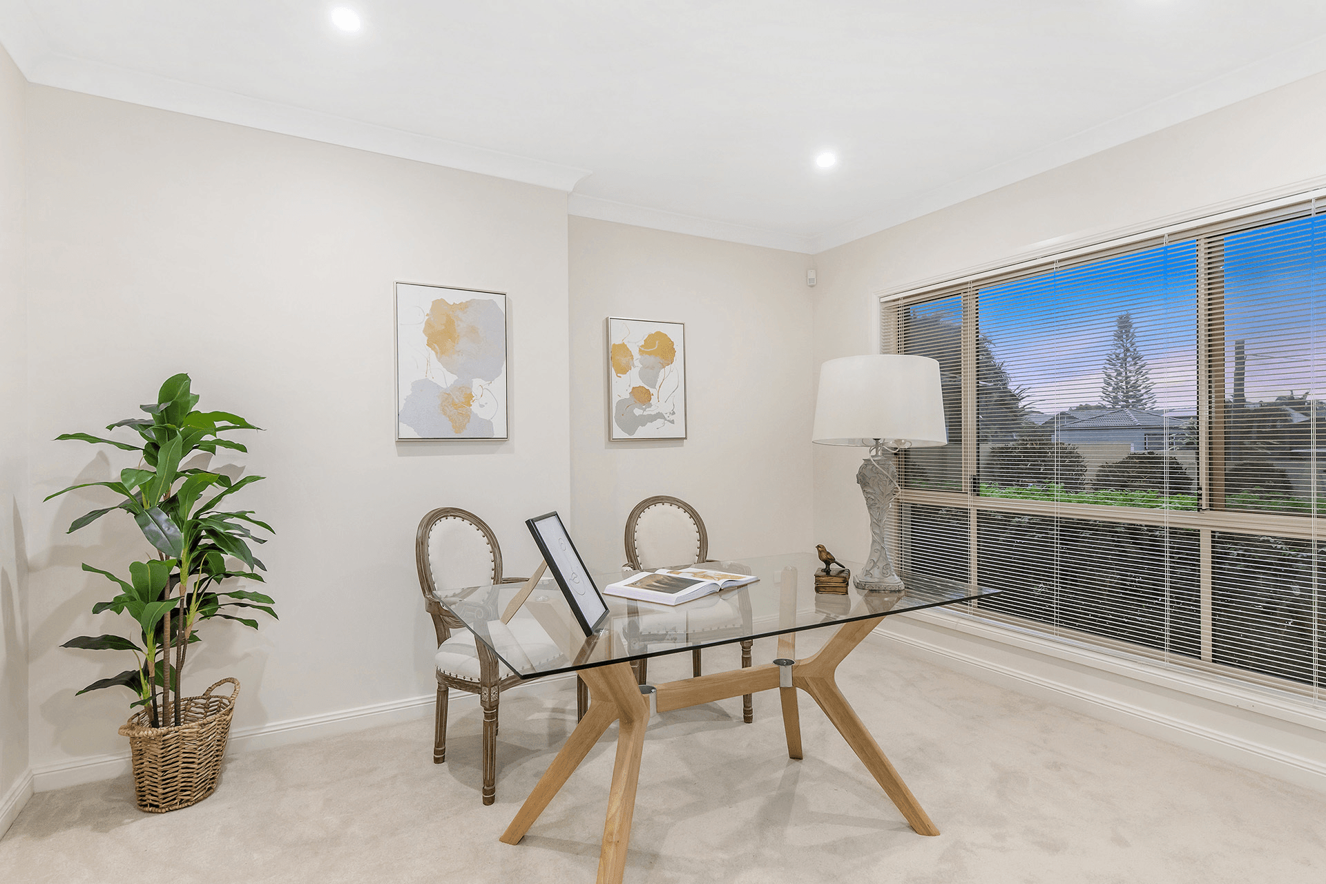 14 Carrara Road, Carrara, QLD 4211