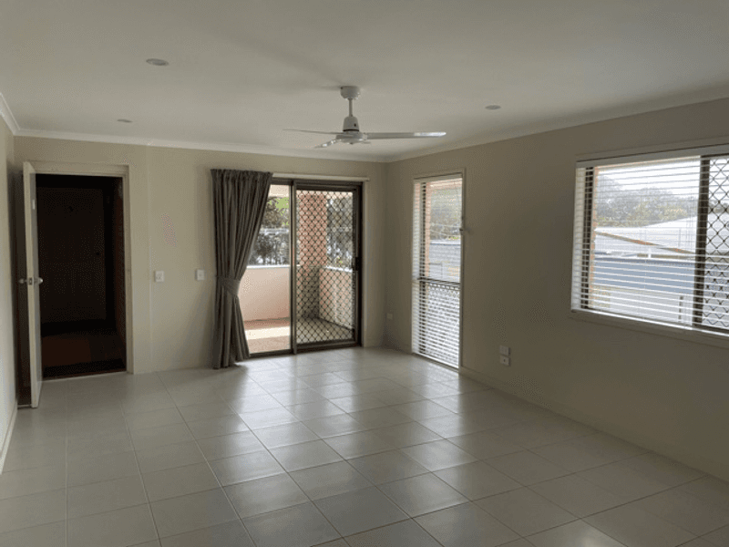 6, 479 ESPLANADE, TORQUAY, QLD 4655