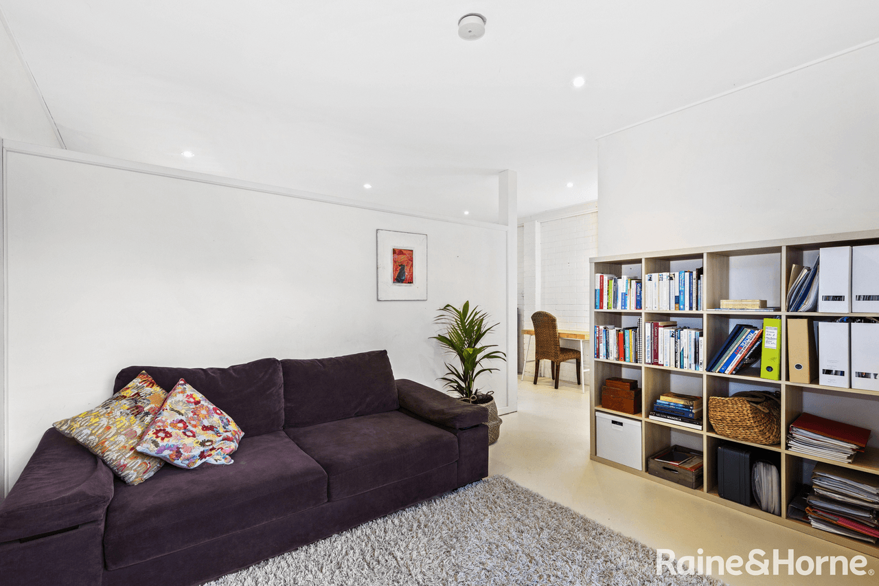 11 Lockhart Avenue, MOLLYMOOK, NSW 2539