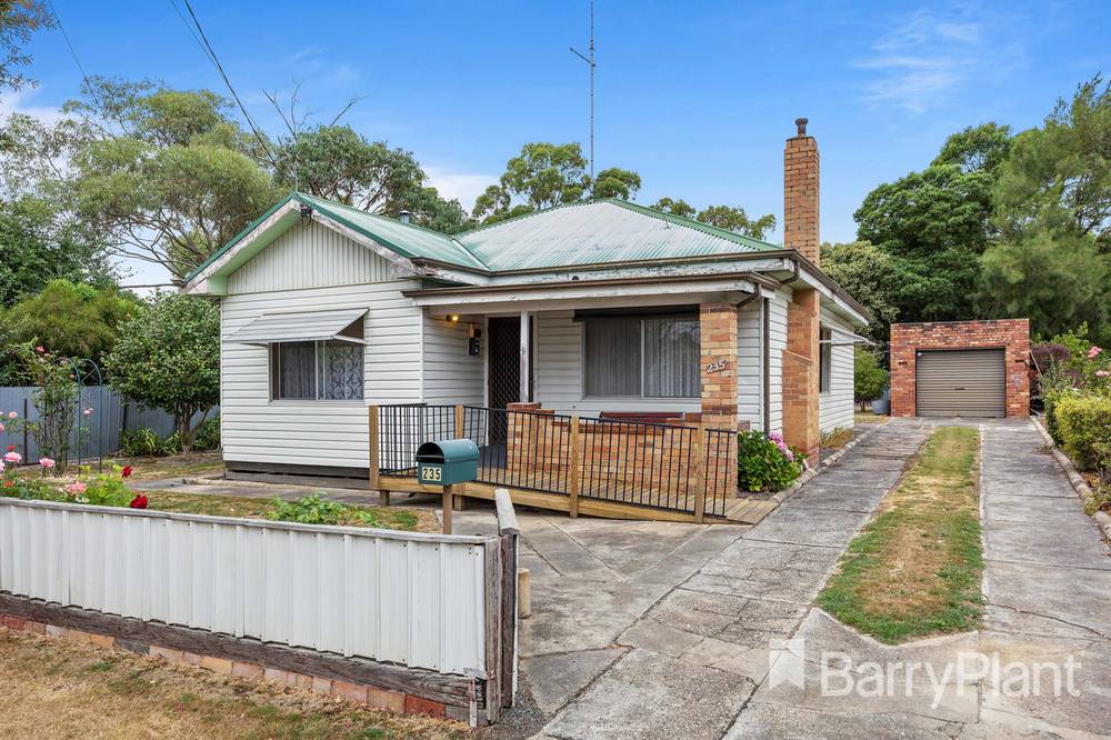 235 Larter Street, Canadian, VIC 3350