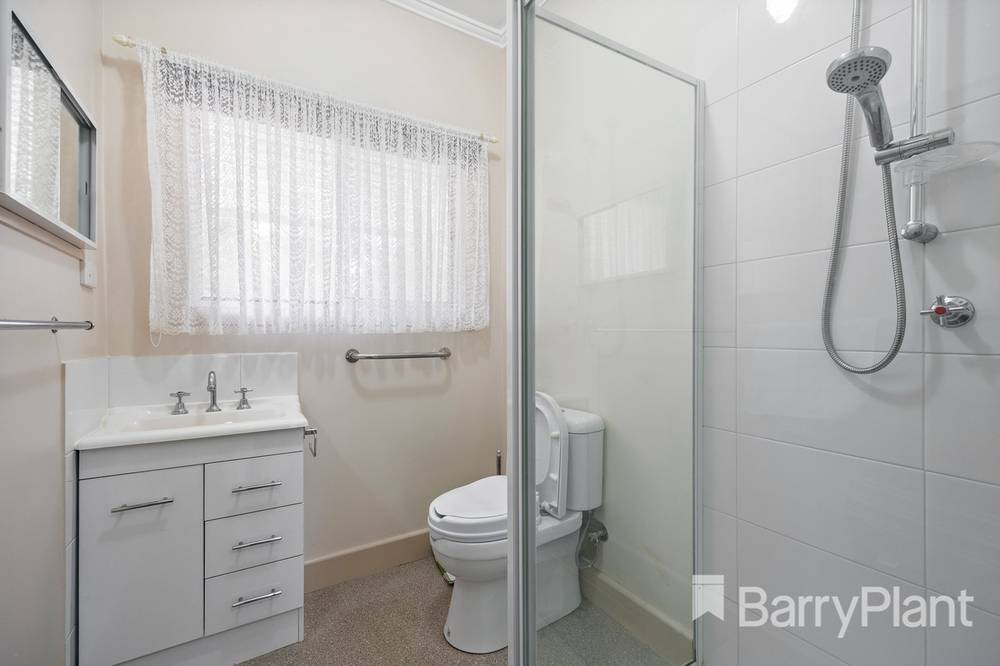235 Larter Street, Canadian, VIC 3350