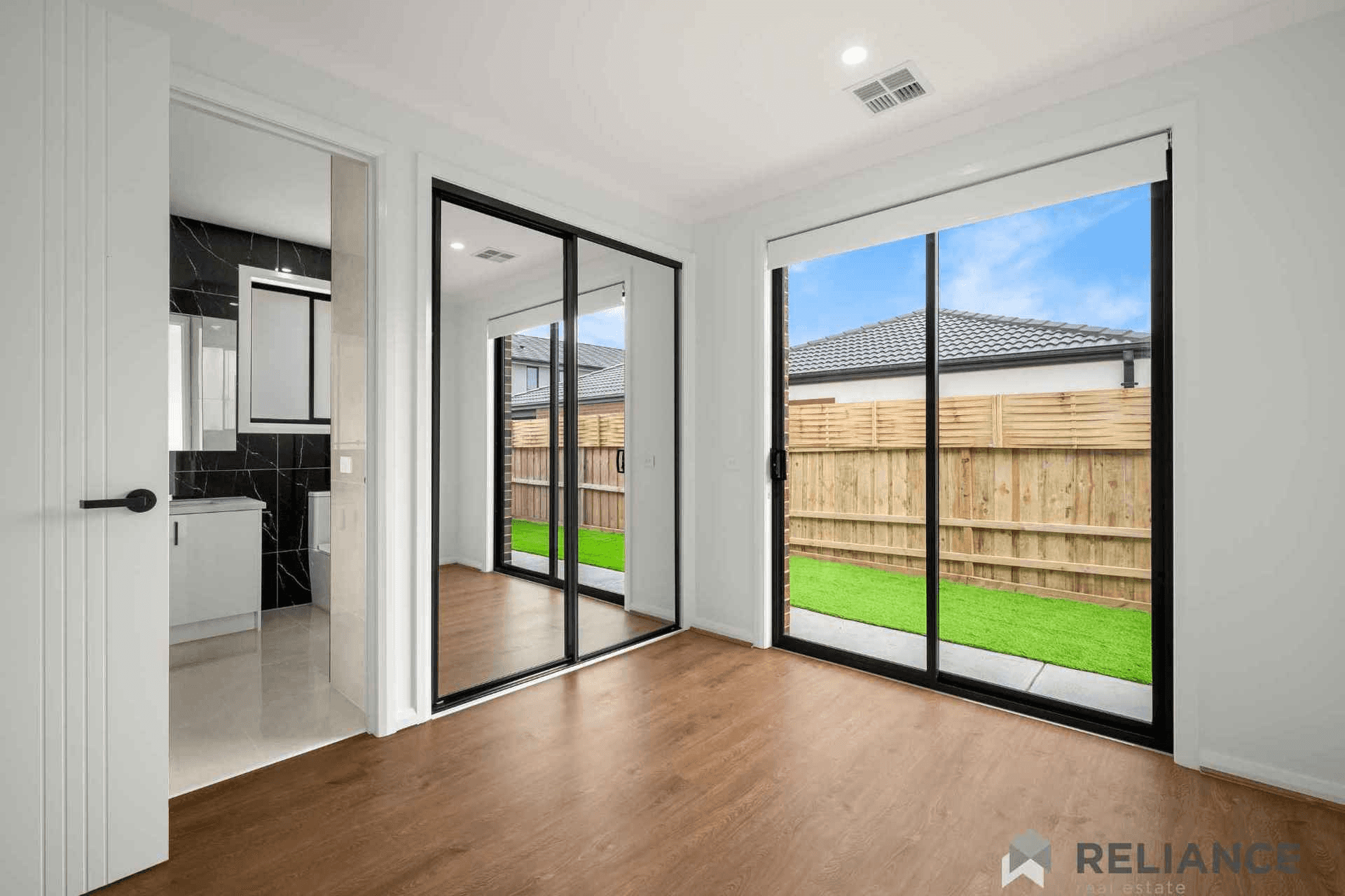 34 Sirianni Boulevard, Fraser Rise, VIC 3336