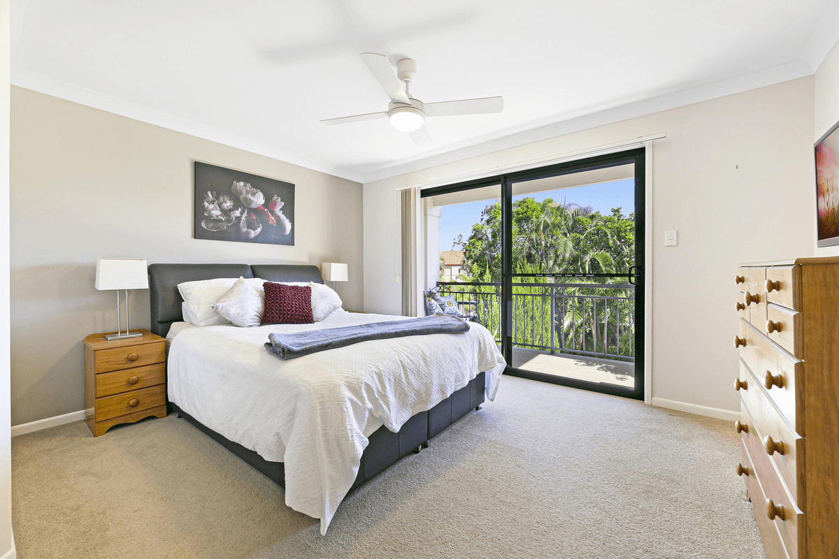 2/127 Gooding Drive, MERRIMAC, QLD 4226