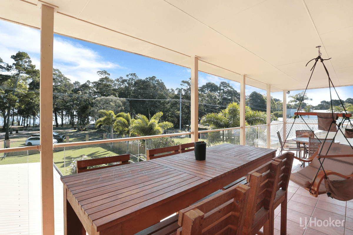 110 White Patch Esplanade, WHITE PATCH, QLD 4507