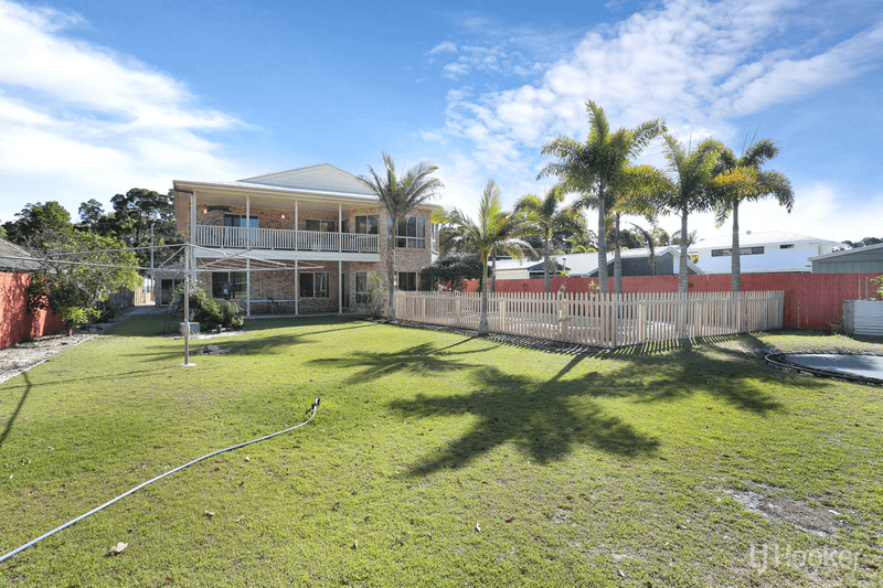 110 White Patch Esplanade, WHITE PATCH, QLD 4507